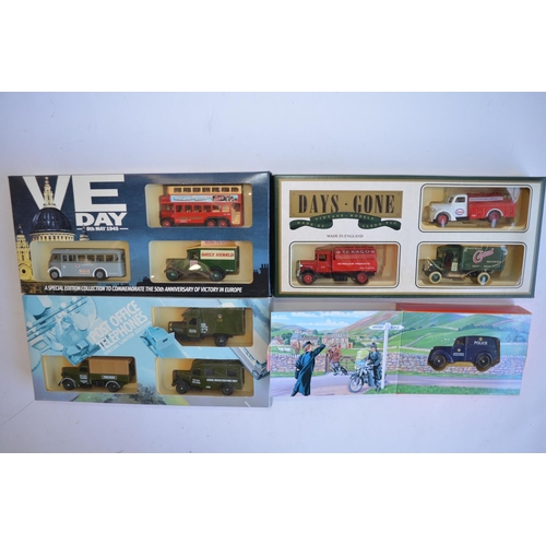 822 - A large collection of mostly boxed die-cast vehicle models from Lledo, Matchbox, Corgi etc. Also inc... 