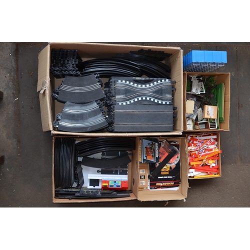 840 - A large collection of Scalextric track and track/diorama accessories.