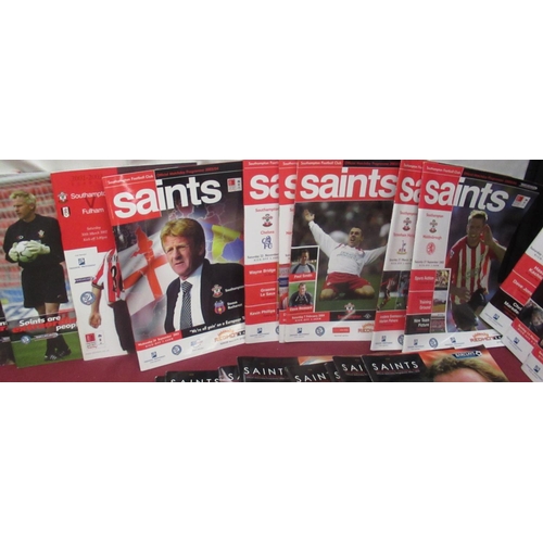 868 - Withdrawn - Southampton FC programmes, 12th Feb.1966 vs Arsenal, 8 from the 1987-88 season, 2 from 1... 