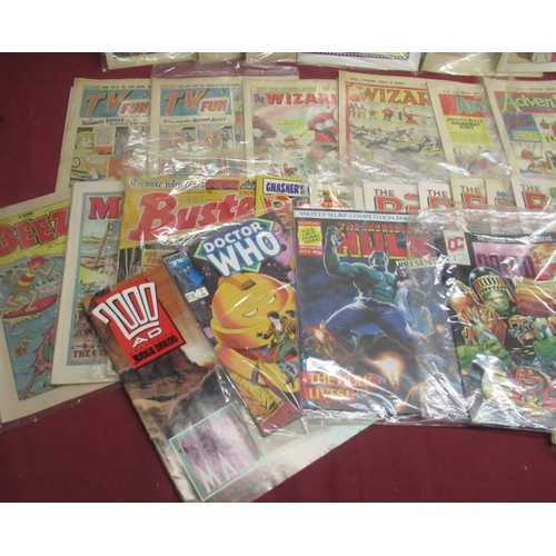 876 - Large collction of comics including Hotspur, Beano, Dandy, Judge Dredd, TV Fun, etc