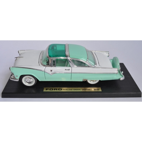 1151 - 3 boxed 1/18 die-cast car model by Road Legends:
1957 Chevrolet Bel Air (cat no 92108)-not attached ... 