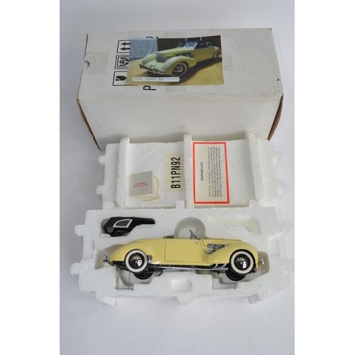 1160 - A boxed Franklin Mint 1937 Cord 812 Coupe, no paperwork, only its Franklin tag.