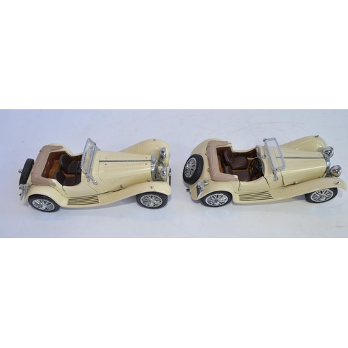 1166 - 2 Franklin Mint 1/24 die-cast 1938 Jaguar SS100 models, one boxed (box fair with photo of model atta... 