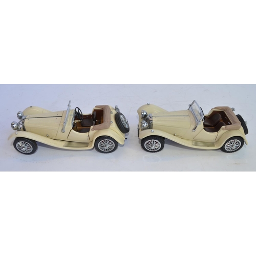 1166 - 2 Franklin Mint 1/24 die-cast 1938 Jaguar SS100 models, one boxed (box fair with photo of model atta... 