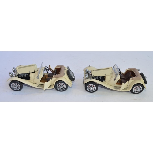 1166 - 2 Franklin Mint 1/24 die-cast 1938 Jaguar SS100 models, one boxed (box fair with photo of model atta... 