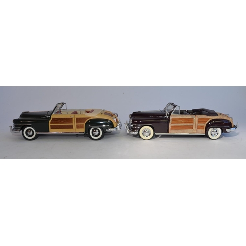 1170 - 2 1/24 die-cast Franklin Mint 1948 Chrysler Town And Country Cabriolet models, one with box. Conditi... 