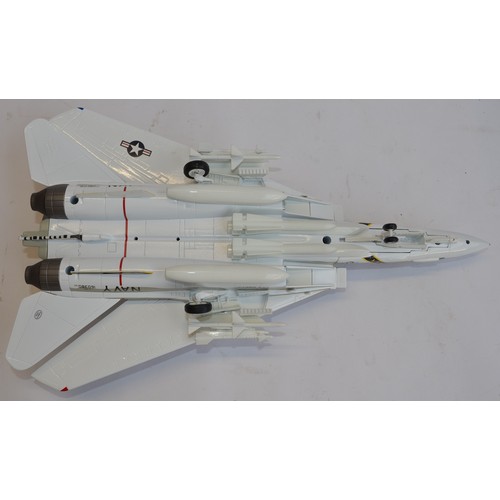 810 - 3 Franklin Mint 1/48 die-cast aircraft models, no boxes or paperwork. A USAF F-15E Strike Eagle, Sey... 