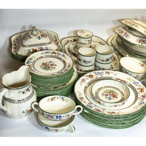 1183 - Comprehensive collection of Spode Chinese Rose pattern tableware incl. 6 soup dishes, 6 soup bowls, ... 