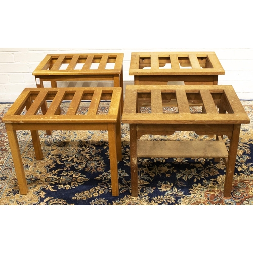 2227 - The Grange Goathland - Pair of C20th Fur Decor Ltd oak luggage racks, with slatted tops on square su... 