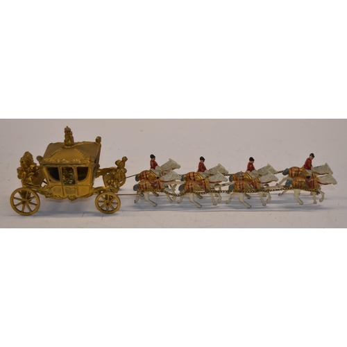 2106 - The Grange Goathland - Vintage Johillco boxed Miniature Coronation Coach with footmen etc. Appears c... 