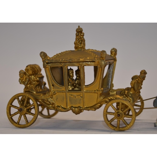 2106 - The Grange Goathland - Vintage Johillco boxed Miniature Coronation Coach with footmen etc. Appears c... 