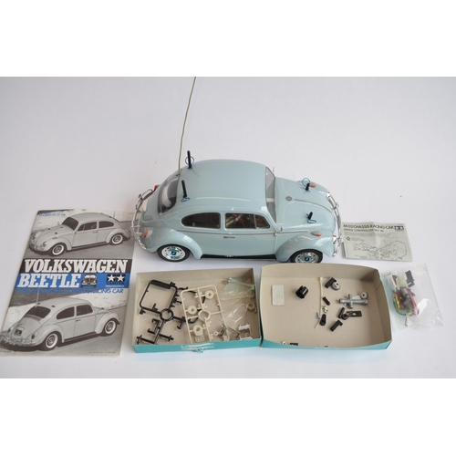 304 - Competently built up Tamiya 1/10th scale radio control Volkswagen Beetle model. Has a TX26.995MHz re... 