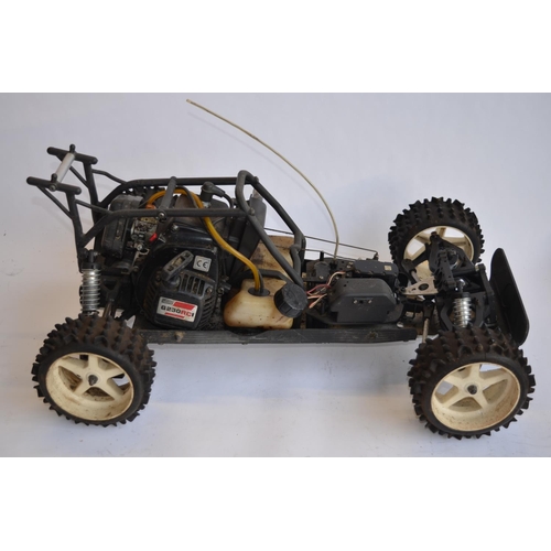 308 - Large FG Marder 1/6 scale 2 stroke petrol powered radio control off road buggy, powered by a Komatsu... 