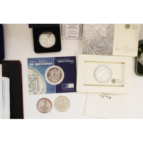 601 - Collection of silver proof coins and medallions to include two medallions from the Winston Churchill... 