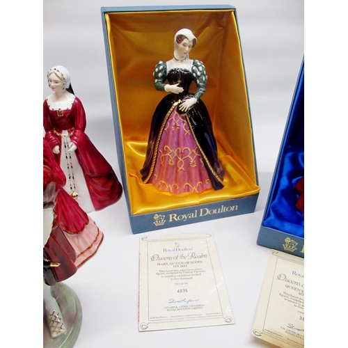 196 - Royal Doulton Queen Elizabeth I HN 3099 No.3664 of 5000 with certificate, Royal Doulton Mary Queen o... 