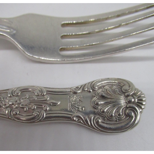 54 - Victorian set of six hallmarked Sterling silver Queens pattern double struck forks by Chawner & Co, ... 