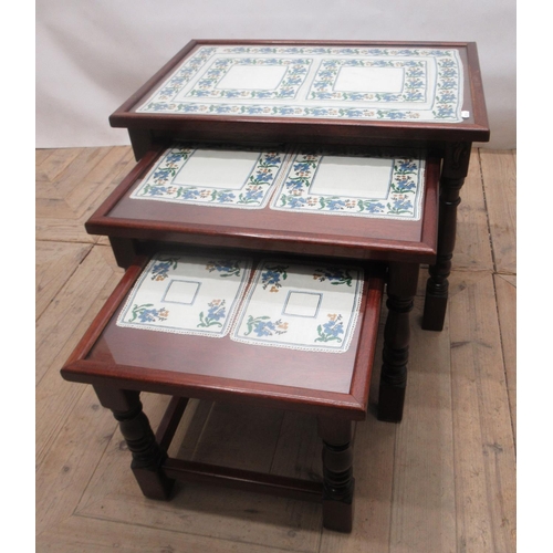 702 - Shaw & Riley Ltd, late c20th mahogany nest of 3 tables, with carved seahorse signature, and with ins... 