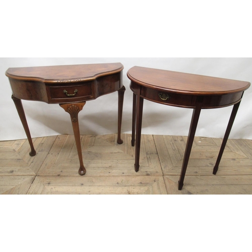 710 - Mahogany demi lune hall table, single frieze drawer, on square tapering leg, with spade feet(W81cm, ... 