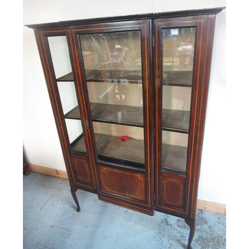 790 - Edwardian inlaid mahogany breakfront display cabinet, with single door on cabriole legs, W107cm D38c... 