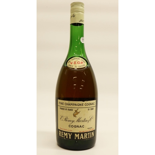 155A - 1 btl. Remy Martin Fine Champagne Cognac 24 FL. OZS., 70° proof, fill level mid shoulder