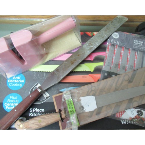 697 - Boxed as new Taylor's Eyewitness 5 piece kitchen knife set, Taylor's Eyewitness knife sharpener, 12