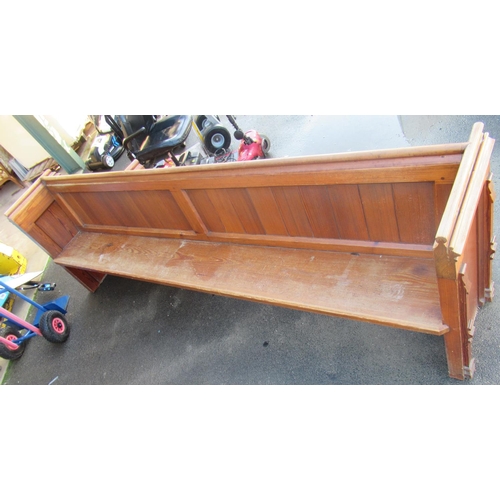 715 - Pitch pine church pew, approx. 275cm long (a/f)