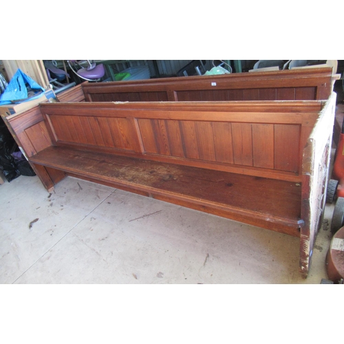 717 - Pitch pine church pew, approx. 266cm long (a/f)