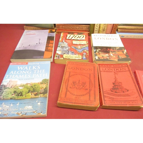 143 - Collection of guidebooks and other books on London (qty)