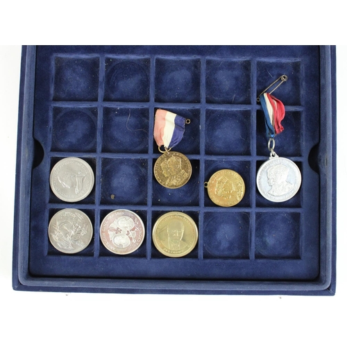 745 - Selection of commemorative crowns and other coins, mostly Royal Family related together with some co... 