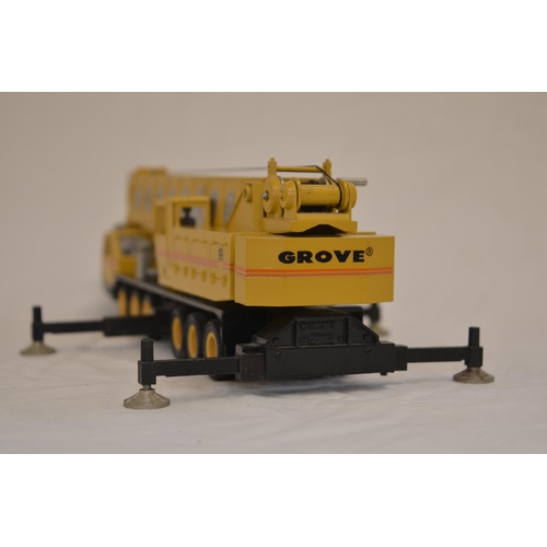 先着1名！　1/55 NZG GROVE TM1500 絶版ミニカー　模型 NZG 152 Grove TM1500 Mobile Crane - Yellow 1/55 Die-cast MIB