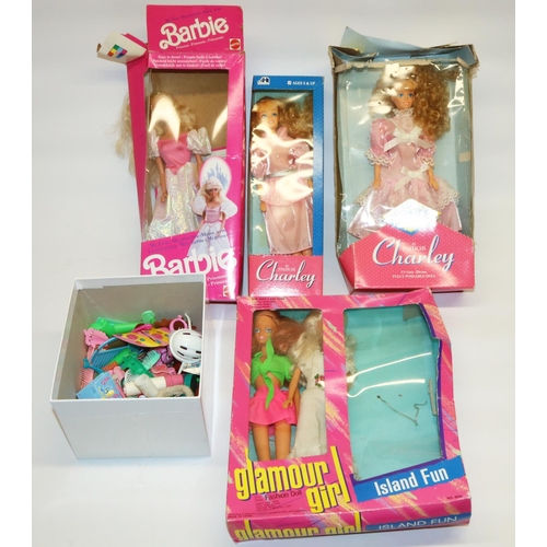 287 - Mattel Barbie, Hornby Cassy, Hasbro Sindy, Mattel Cherry Merry Muffin, Jesmar Jocelyne, and other 19... 