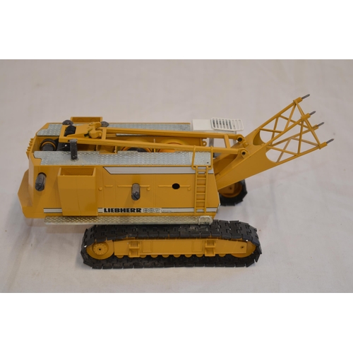 Boxed 1/50 scale diecast Liebherr HS 882 crawler crane model by