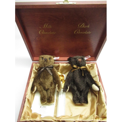 186 - Steiff Ambao Chocolate Belgium Bear Set, pair of brown mohair teddy bears in lined wooden box, H23cm... 