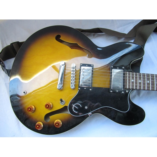 89 - Epiphone dot 6 string electric guitar, with vintage sunburst finish and black scratch plate, made in... 