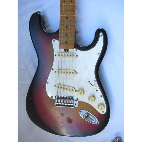 90 - Unnamed Fender type 6 string electric guitar, in sunburst finish with ivory scratch plate (A/F)