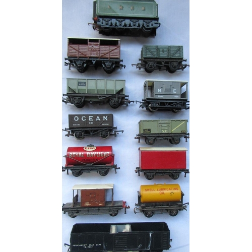 55 - Collection of 00 gauge tenders inc. Esso Royal Daylight, Shell lubricating oil, Ocean 921, etc. (12)