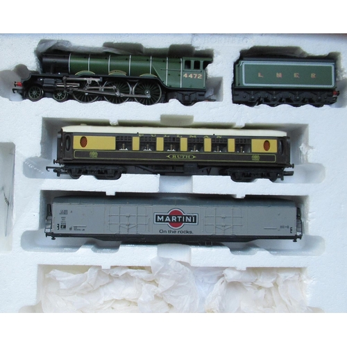 59 - Partial boxed Hornby 00 gauge 4472 Flying Scotsman with LNER tender including Ruth Pullman luxury ca... 