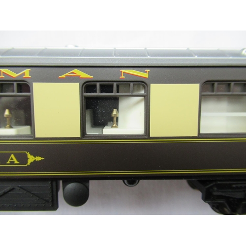 67 - Collection of 7 passenger cars by Hornby including Pullman car number 88, Pullman Agatha, Pullman Lu... 