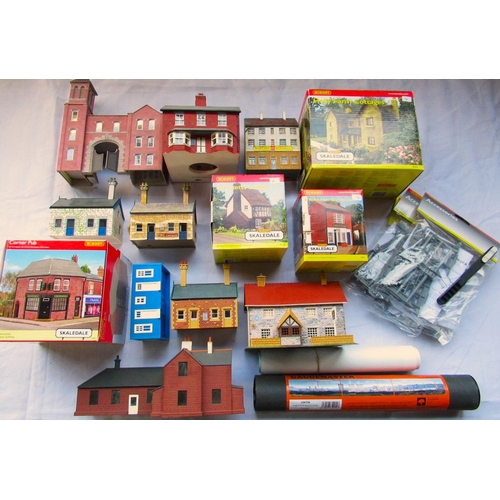 72 - Boxed and unboxed large collection of building accessories, gauge master paper scenes and unbuilt ac... 