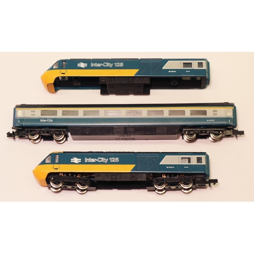 110 - Model railway: two Grafar Inter-City 125 locomotives (one missing its wheels), an Inter-City coach, ... 