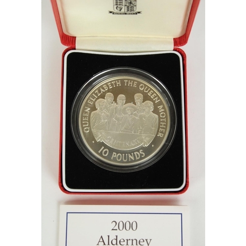 754 - Royal Mint 2000 Alderney Silver Proof £10 medallion commemorating the centenary of HM Queen Elizabet... 