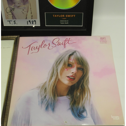taylor swift 直筆サイン Lot Detail - Taylor Swift Signed “1989 Taylor's Verison