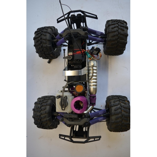 314 - HPI Racing Savage SS 4WD nitro powered Radio Control off road car, with a Hitec Ranger IIN transmitt... 