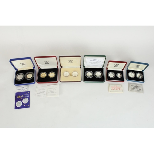 758 - Selection of Royal Mint silver proof two coin sets to include 1990 five pence, 1992 ten pence, 1989 ... 