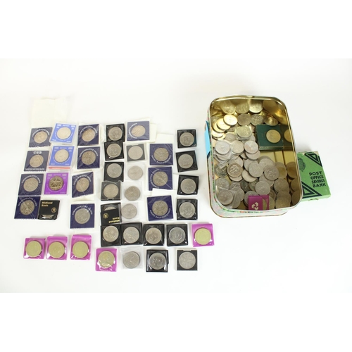 777 - Large collection of UK cupro nickel Royal commemorative crowns (qty)