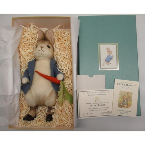 125 - R. John Wright Dolls Inc. Beatrix Potter Collection Peter Rabbit, H32cm, limited edition 1896/2500, ... 