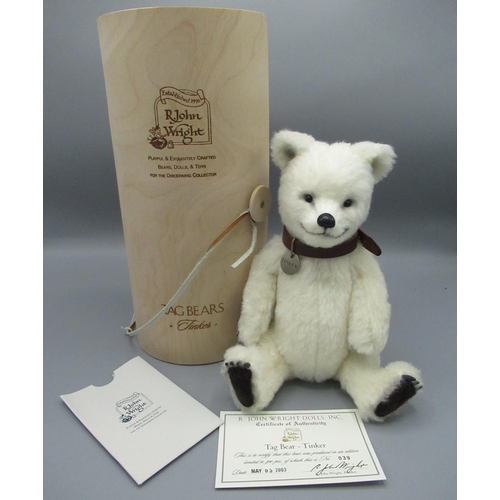 138 - R. John Wright Dolls Inc. Tag Bear Tinker in white mohair with collar, H23cm, limited edition 39/500... 