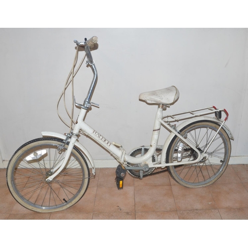 134 - 1980s Raleigh Compact folding bike in fair used condition, everything appears present, brakes and ge... 