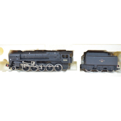 148 - Four OO gauge electric steam locomotives by Hornby:
R2248 