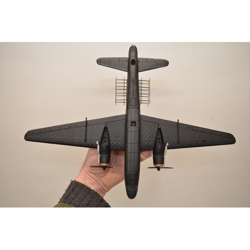 315 - Boxed Corgi Aviation Archive set (AA34804) 1/72 limited edition Vickers Wellington MkVIII, HX604:X, ... 